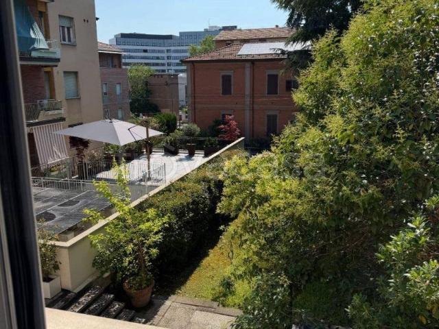 Appartamento in affitto a Bologna via Demetrio Martinelli, 1, posto auto, terrazzo, parzialmente arredato TrovaCasa