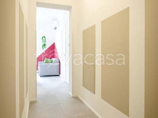Appartamento in affitto a Bologna via Emilia Ponente, Saffi