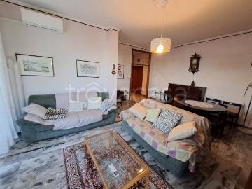 Appartamento in affitto a Bologna via Francesco Saverio Mercadante, box, parzialmente arredato, buono stato TrovaCasa