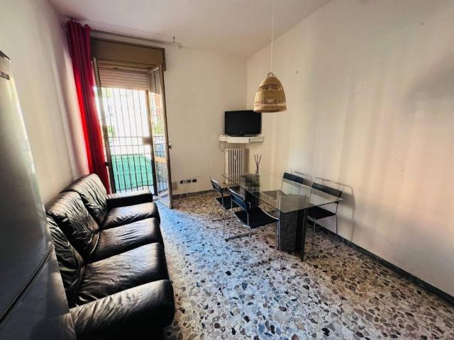 Appartamento in affitto a Bologna via Girolamo Savonarola, arredato, centrale, porta blindata TrovaCasa