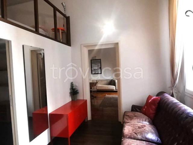 Appartamento in affitto a Bologna via Luigi Zamboni, arredato, ascensore, centrale TrovaCasa