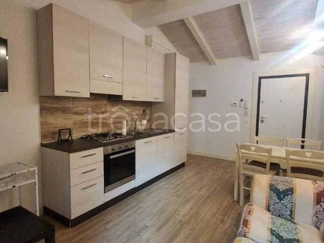 Appartamento in affitto a Bologna via Sant'Apollonia, arredato, giardino privato, riscaldamento autonomo TrovaCasa