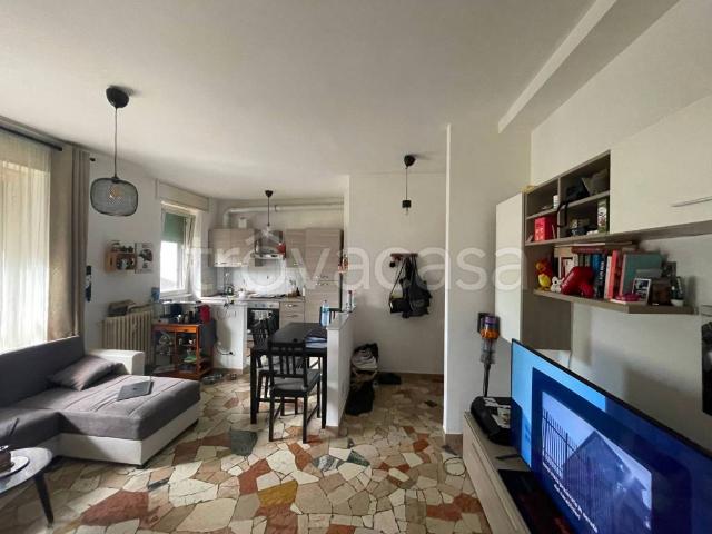 Appartamento in affitto a Bollate via Carlo Cattaneo, 24, arredato, cantina, cucina a vista TrovaCasa