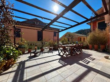 Appartamento in affitto a Bonassola SP