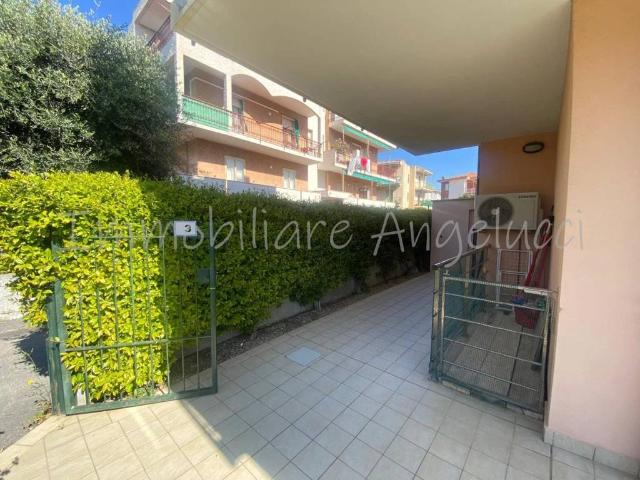 Appartamento in affitto a Borghetto Santo Spirito SV