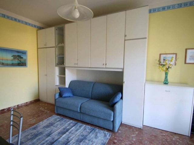 Appartamento in affitto a Borghetto Santo Spirito SV
