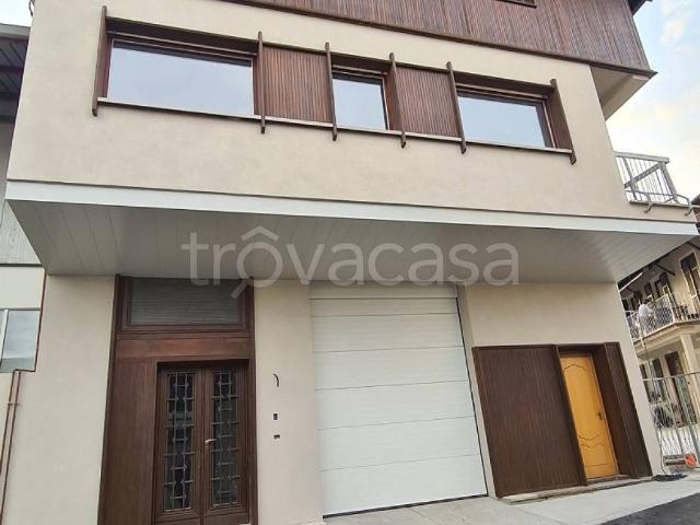 Appartamento in affitto a Borgo San Dalmazzo via Boves, non arredato/vuoto, riscaldamento autonomo, ristrutturato TrovaCasa