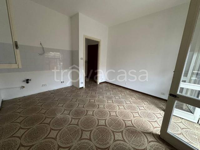 Appartamento in affitto a Borgo Vercelli via Guglielmo Marconi, 5, non arredato/vuoto, riscaldamento autonomo, doppia esposizione TrovaCasa