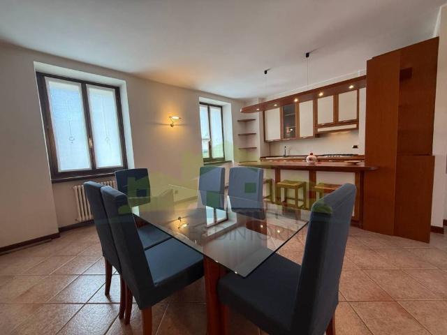 Appartamento in affitto a Borgosesia VC