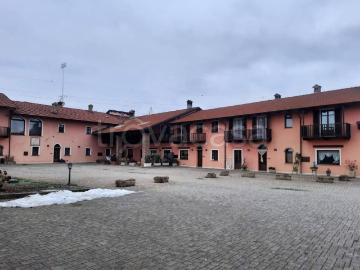 Appartamento in affitto a Boves via Cuneo, non arredato/vuoto, giardino, luminoso TrovaCasa