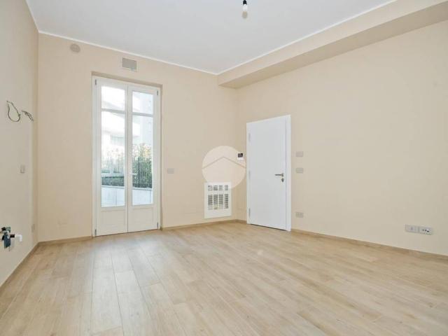 Appartamento in affitto a Bra via Veneria, 27, non arredato/vuoto, giardino privato, box TrovaCasa
