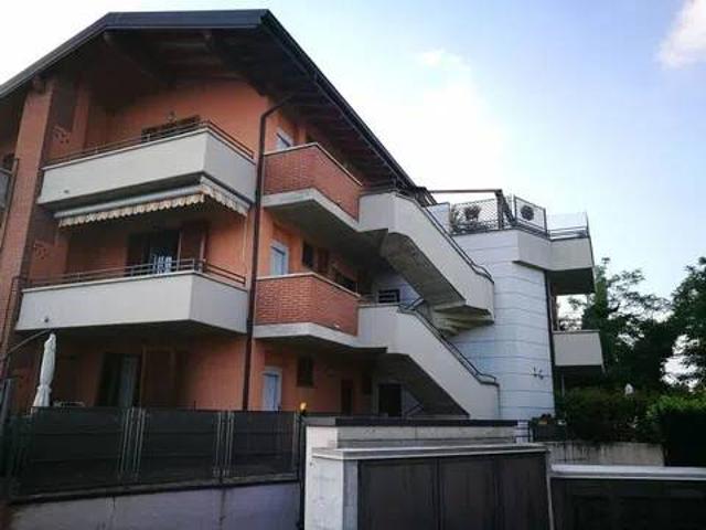 Appartamento in affitto a Brembate BG