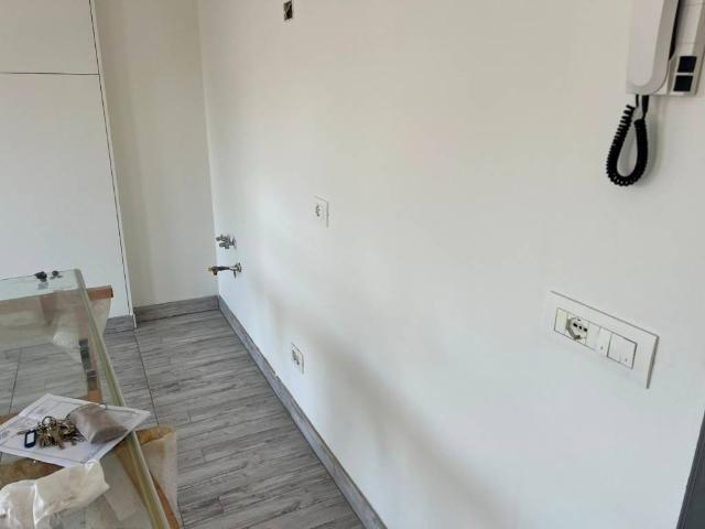 Appartamento in affitto a Brenna CO