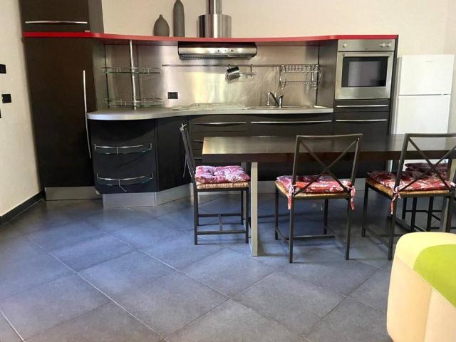 Appartamento in affitto a Brenna CO