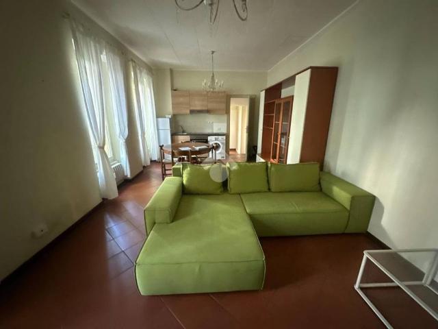 Appartamento in affitto a Brescia, arredato, cucina a vista, studio TrovaCasa