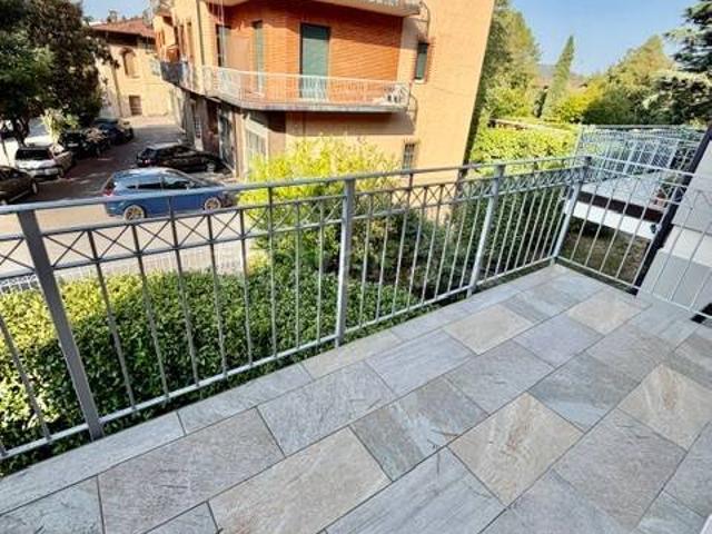 Appartamento in affitto a Brescia via Francesco Maternini, non arredato/vuoto, box doppio in lunghezza, cantina TrovaCasa