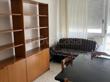 Appartamento in affitto a Brindisi, arredato, ristrutturato, balcone TrovaCasa
