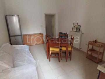 Appartamento in affitto a Brindisi via Romolo, Commenda