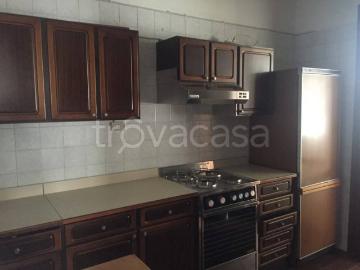 Appartamento in affitto a Brindisi via Ruggero Flores, non arredato/vuoto, arredato, giardino TrovaCasa