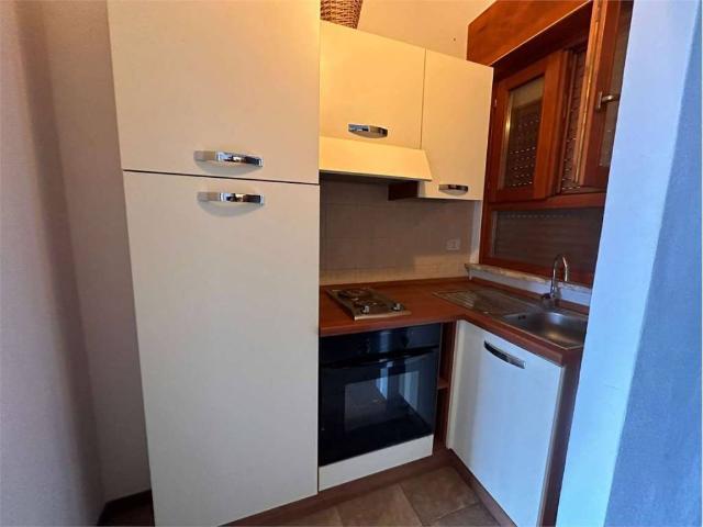 Appartamento in affitto a Brusimpiano VA
