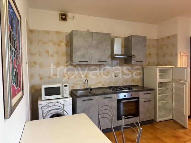 Appartamento in affitto a Cuneo via Torre Allera, arredato, terrazzo, ascensore TrovaCasa