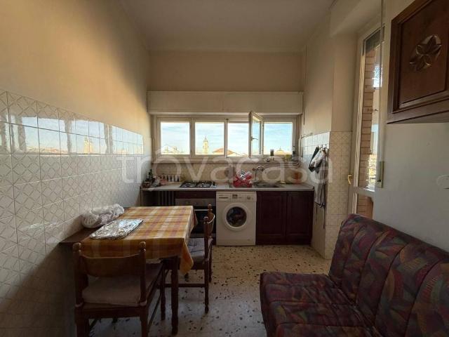Appartamento in affitto a Cuneo via Caraglio, 10, arredato, ascensore, riscaldamento centralizzato TrovaCasa