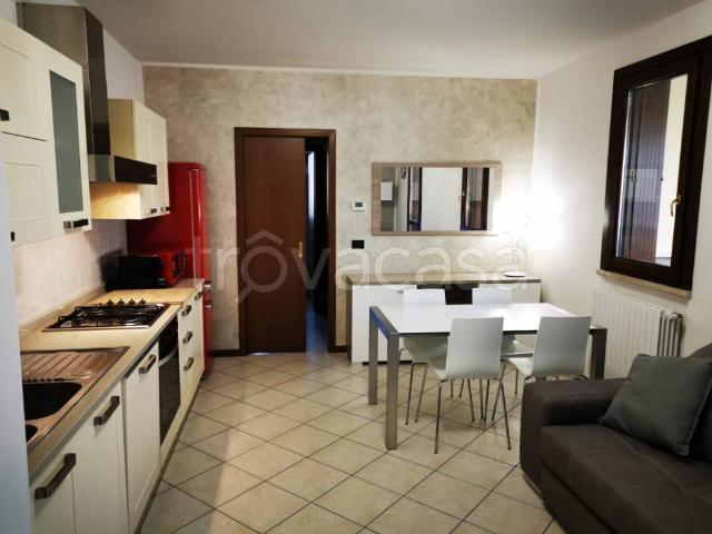 Appartamento in affitto a Curtatone via Grecia, arredato, box, terrazzo TrovaCasa