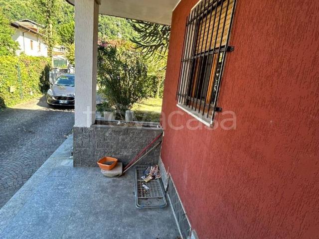 Appartamento in affitto a Cuveglio via Breira, 6, arredato, giardino privato, posto auto TrovaCasa