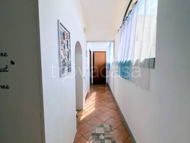 Appartamento in affitto a Caorso piazza XI Febbraio, arredato, terrazzo, aria condizionata TrovaCasa