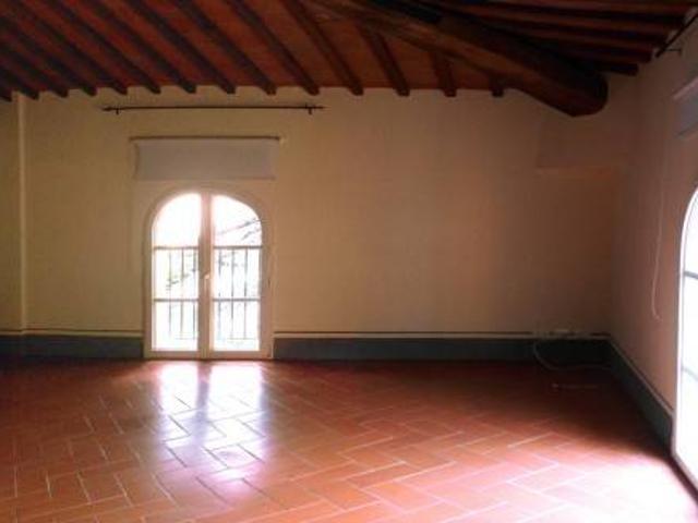 Appartamento in affitto a Calci PI