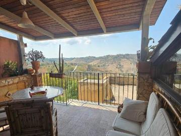 Caltagirone, Isola di Sicilia, Sicilia
