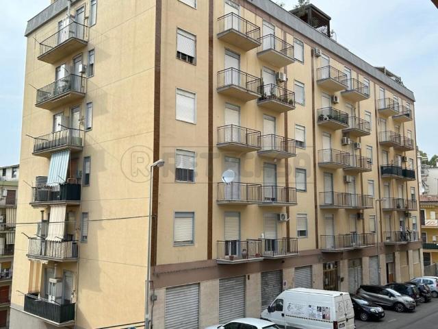 Appartamento in affitto a Caltanissetta via Ruggero Settimo, 24, non arredato/vuoto, riscaldamento autonomo, ascensore TrovaCasa