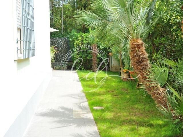 Appartamento in affitto a Camaiore, arredato, giardino, buono stato TrovaCasa