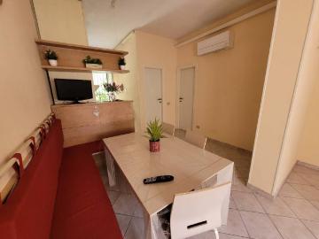 Appartamento in affitto a Camaiore LU