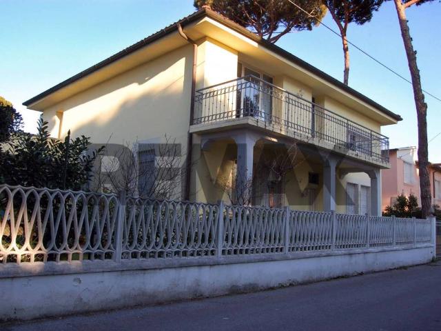 Appartamento in affitto a Camaiore LU