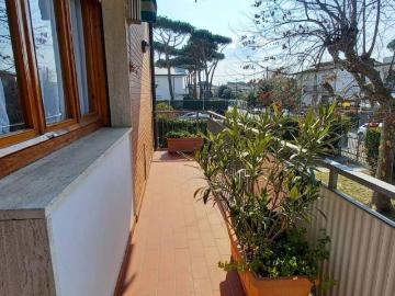 Appartamento in affitto a Camaiore LU