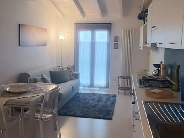 Appartamento in affitto a Camaiore, ultimo piano, lavastoviglie, senza ascensore TrovaCasa