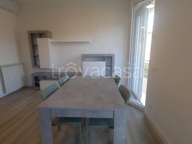 Appartamento in affitto a Camaiore via Francesco Petrarca, arredato, terrazzo, ristrutturato TrovaCasa