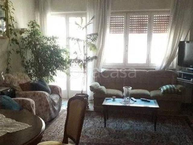 Appartamento in affitto a Camaiore via Santa Caterina, terrazzo, ascensore, cucina abitabile TrovaCasa