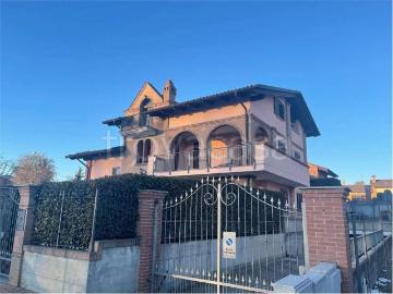 Appartamento in affitto a Cambiano via Einaudi, 52, arredato, terrazzo, angolo cottura TrovaCasa