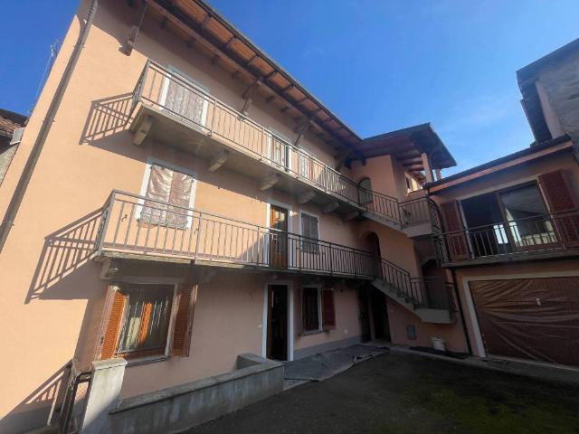 Appartamento in affitto a Cambiasca VB