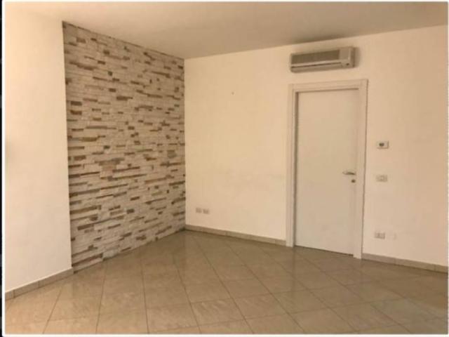 Appartamento in affitto a Cameri NO