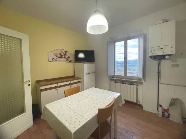 Appartamento in affitto a Camerino MC