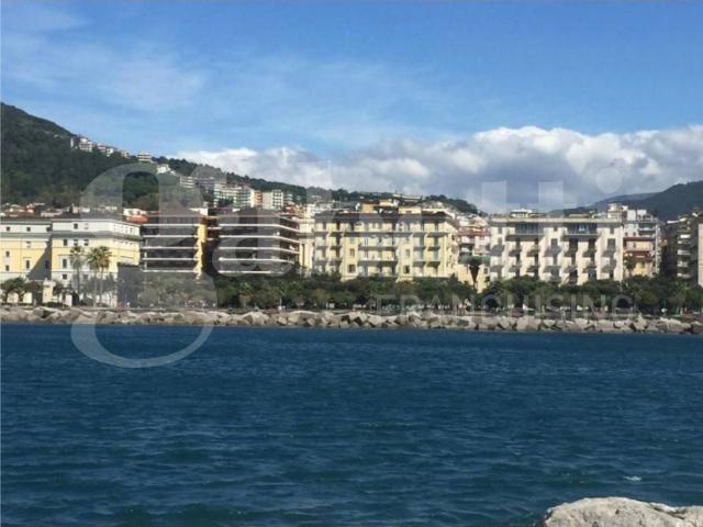 Appartamento in affitto a Camerota SA