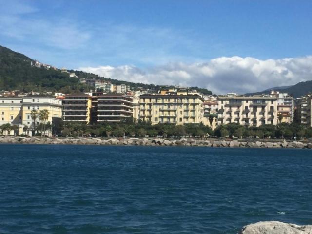 Appartamento in affitto a Camerota