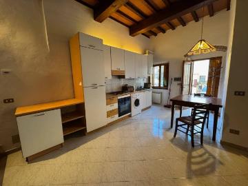 Appartamento in affitto a Campi Bisenzio FI