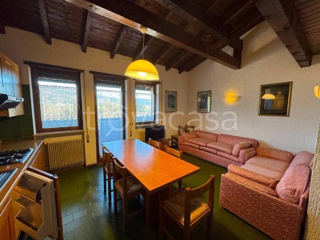 Appartamento in affitto a Canove di Roana via Villaggio dei Pini, arredato, terrazzo, balcone TrovaCasa