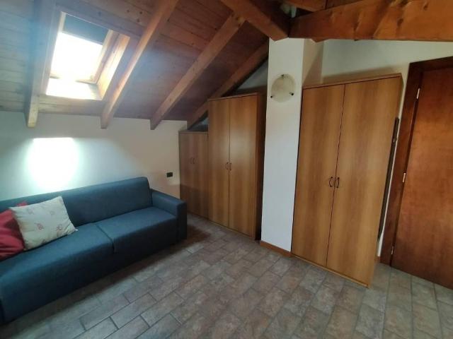 Appartamento in affitto a Cantù CO