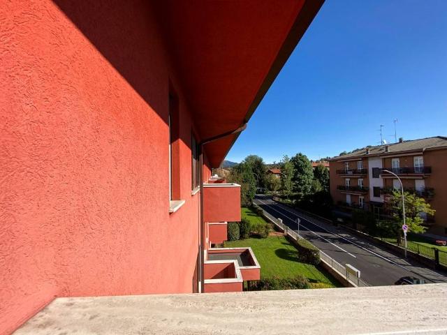 Appartamento in affitto a Cantù CO