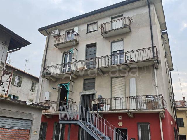 Appartamento in affitto a Cantù via Andrea Alciato, 21, arredato, cantina, luminoso TrovaCasa